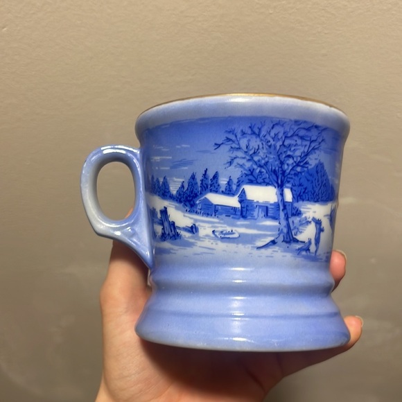 The Homestead in Winter Currier & Ives mug - Picture 3 of 8